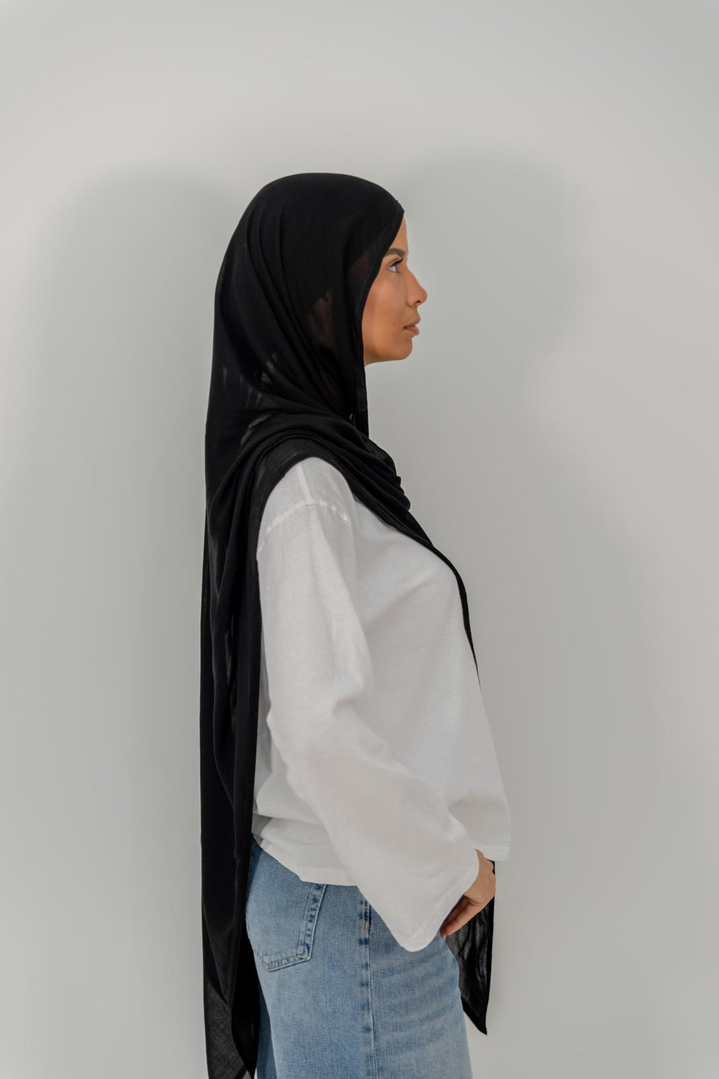 MODAL BLACK