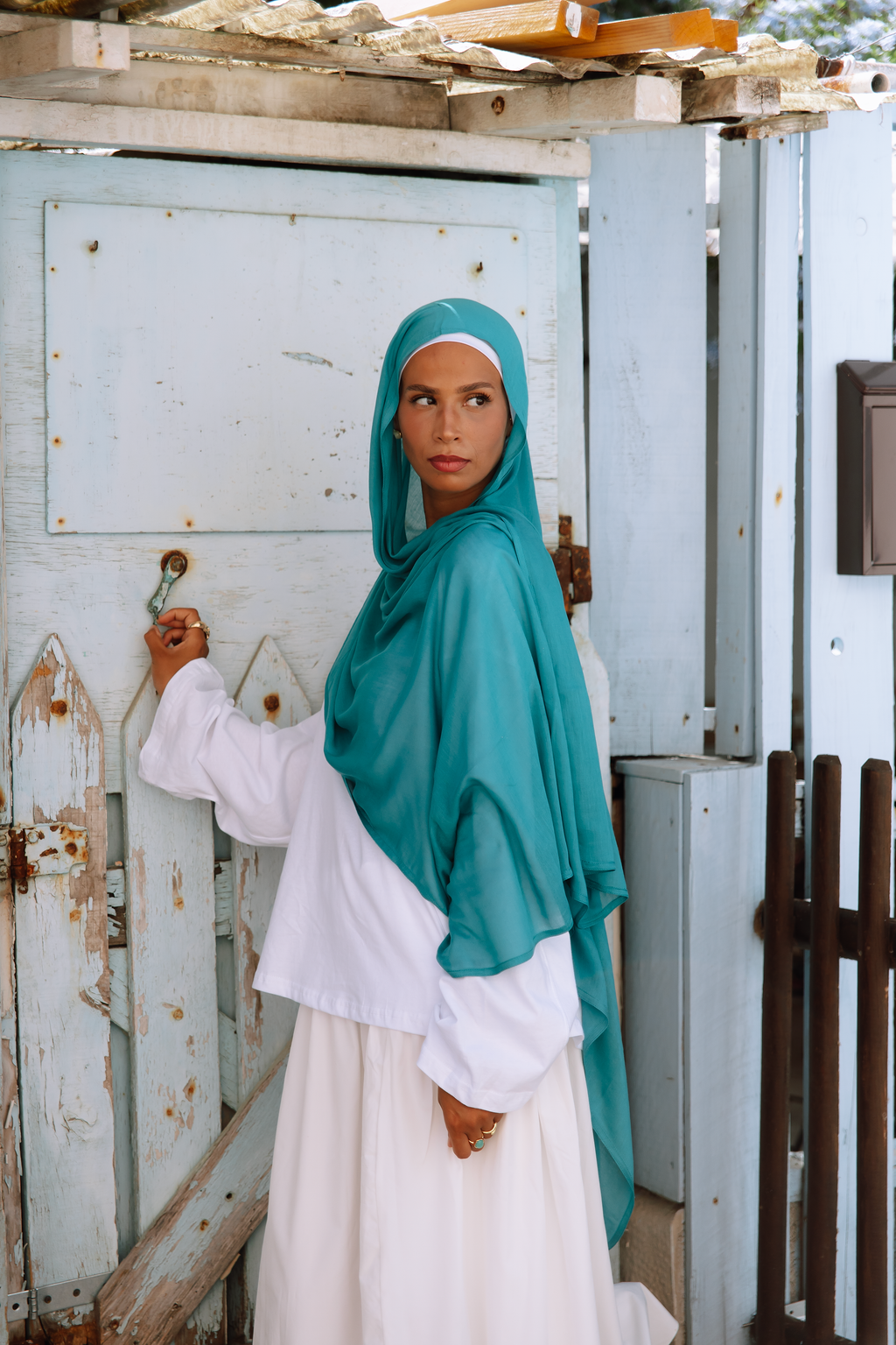 MODAL AQUA